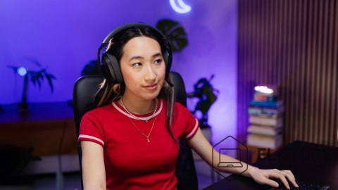 Logitech Logitech G G321 LIGHTSPEED Zestaw słuchawkowy Bezprzewodowy Opaska na głowę Gaming USB Type-C Bluetooth Biały