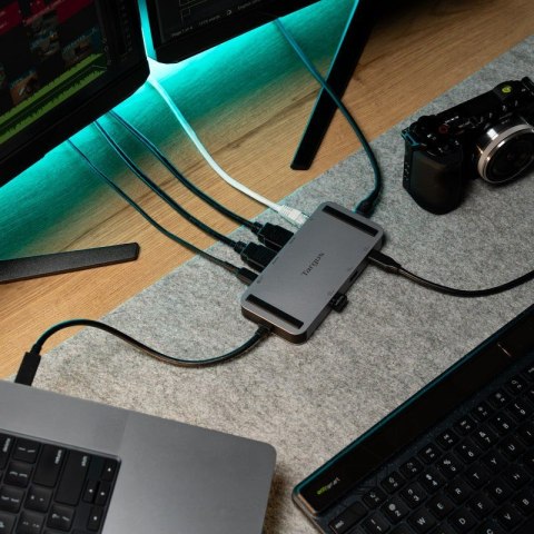 Targus Targus DOCK429GL stacja dokująca Przewodowa USB4 Srebrny