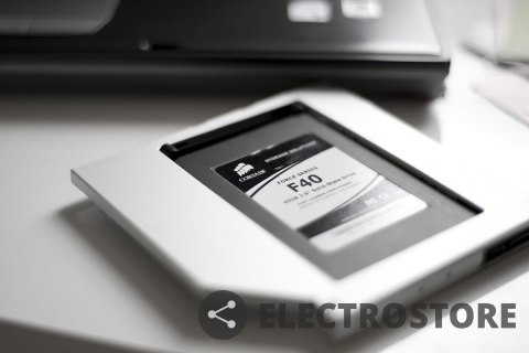 Digitus Ramka montażowa SSD/HDD do napędu CD/DVD/Blu-ray, SATA na SATA III, 12.7mm Digitus Ramka montażowa SSD/HDD do napędu CD/DVD/Blu-ray, SATA na SATA III, 12.7mm